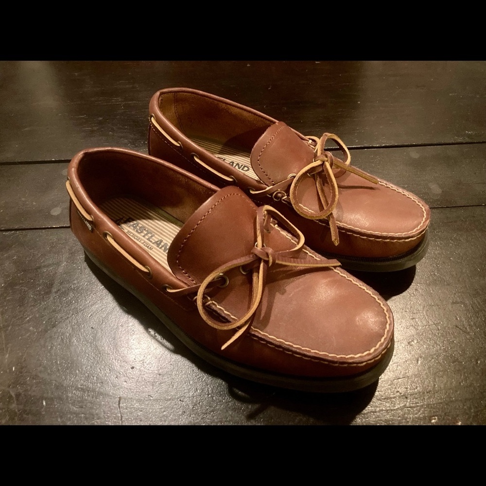 Eastland Shoe Yarmouth Moccasins Size 9 NEW